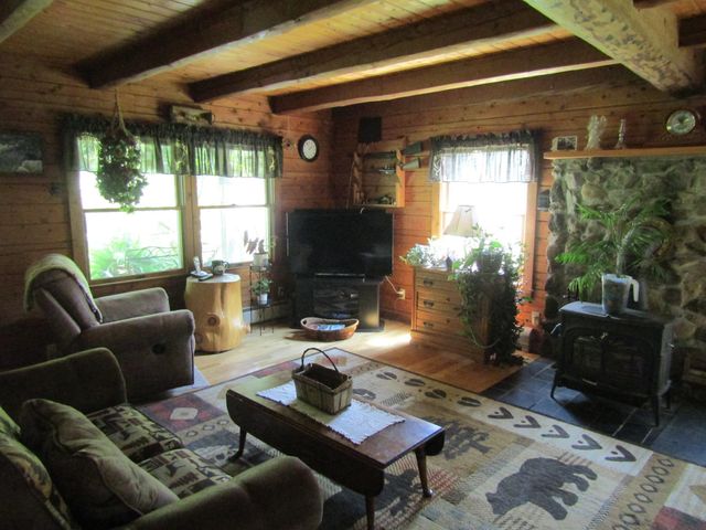 1285 Witchcat Road, Bakersfield, VT 05441
