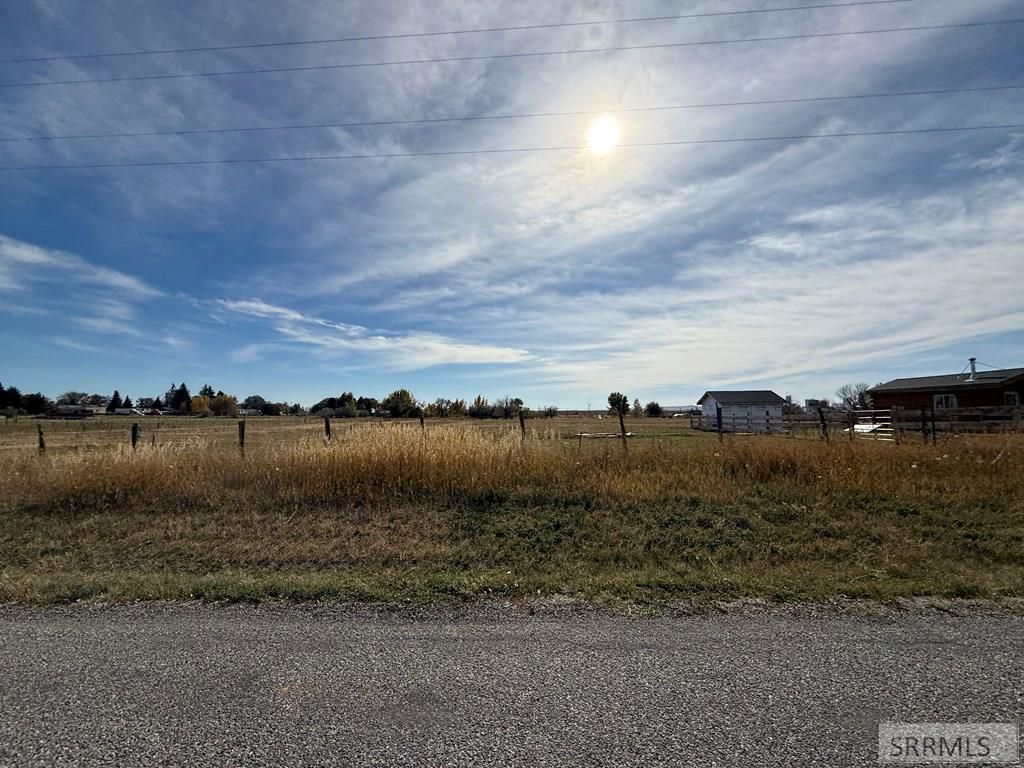 Image 15 of property listing at 1225 E 800 N, Richfield, ID 83349