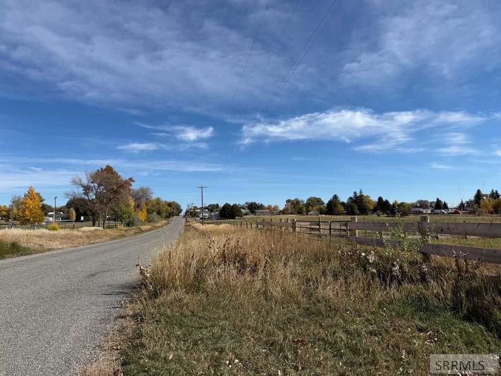 Image 22 of property listing at 1225 E 800 N, Richfield, ID 83349