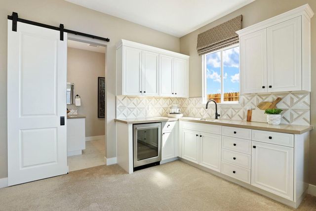 2290 Dilip Dr, Manteca, CA 95337