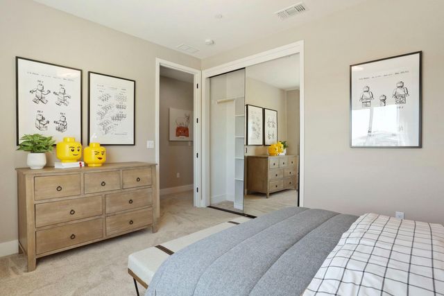 2290 Dilip Dr, Manteca, CA 95337