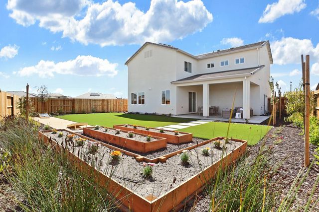 2290 Dilip Dr, Manteca, CA 95337