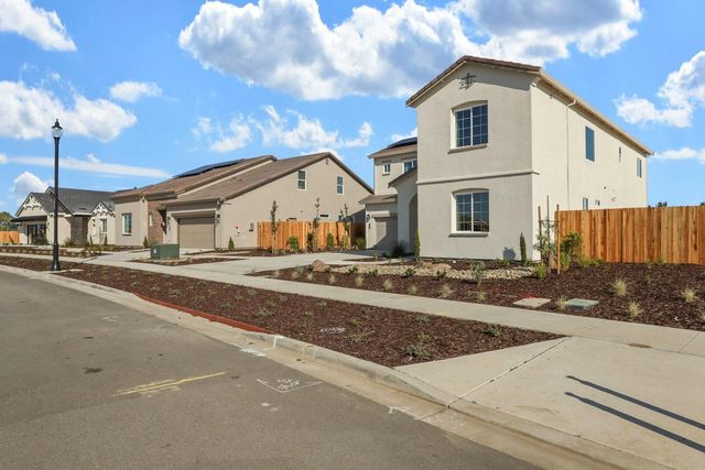 2290 Dilip Dr, Manteca, CA 95337