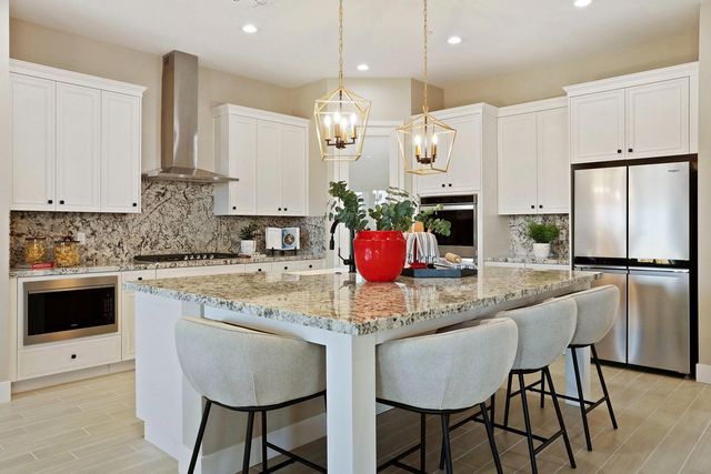 2290 Dilip Dr, Manteca, CA 95337