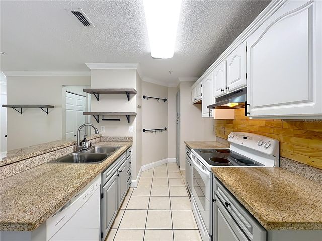 615 DORY LANE 303, Altamonte Springs, FL 32714