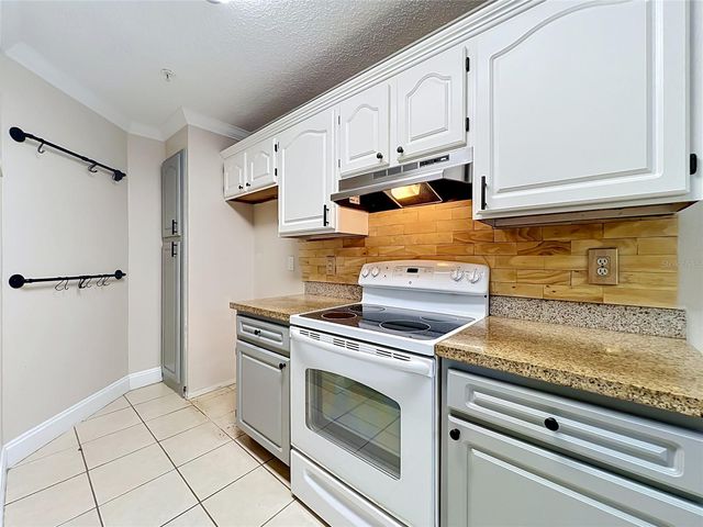 615 DORY LANE 303, Altamonte Springs, FL 32714