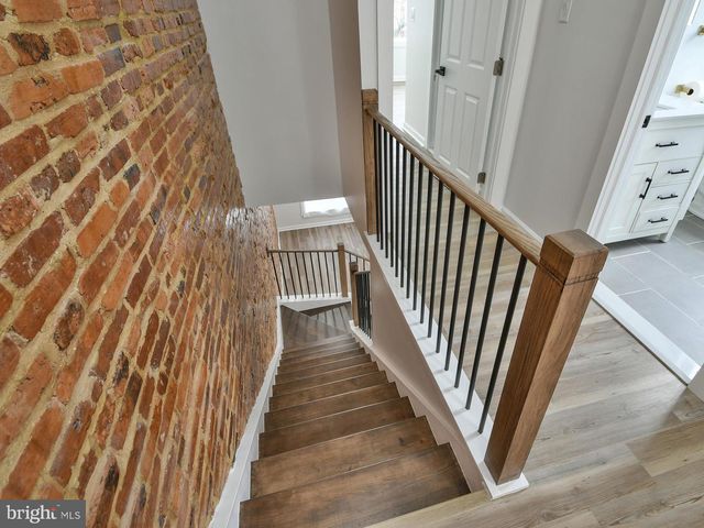 617 N ASHBURTON ST, Baltimore, MD 21216