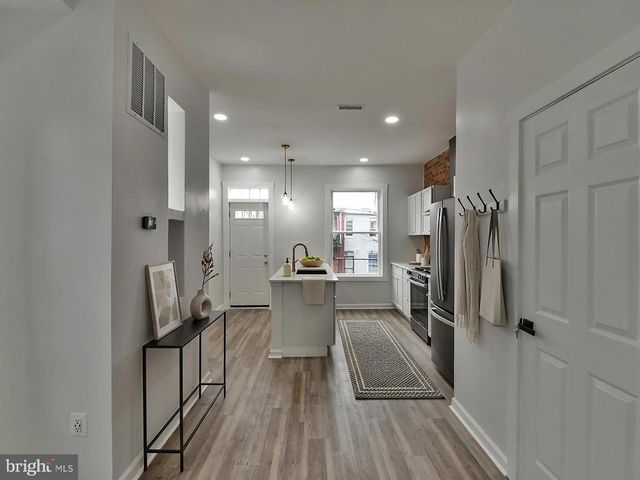 617 N ASHBURTON ST, Baltimore, MD 21216