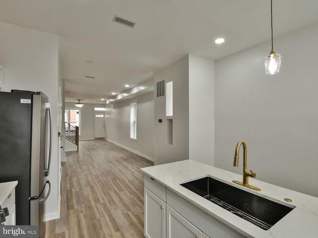 617 N ASHBURTON ST, Baltimore, MD 21216