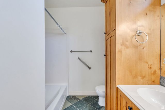 10927 S SCOTTY DR, South Jordan, UT 84095