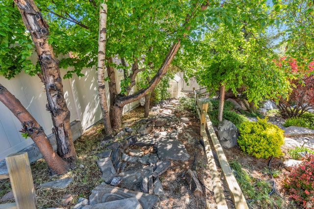 10927 S SCOTTY DR, South Jordan, UT 84095