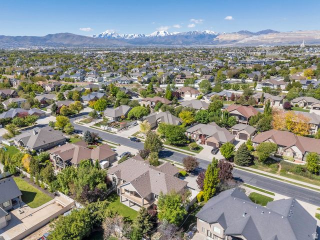 10927 S SCOTTY DR, South Jordan, UT 84095