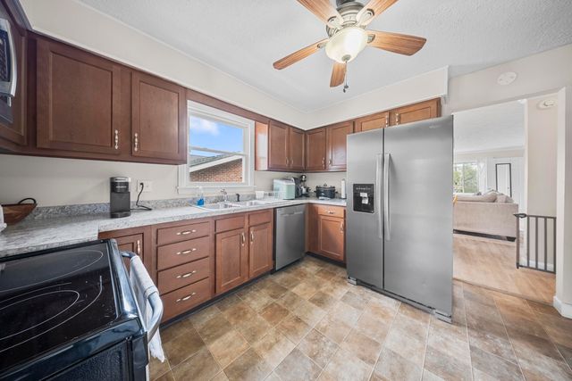 828 N. Norwood Road, Huntington, WV 25705