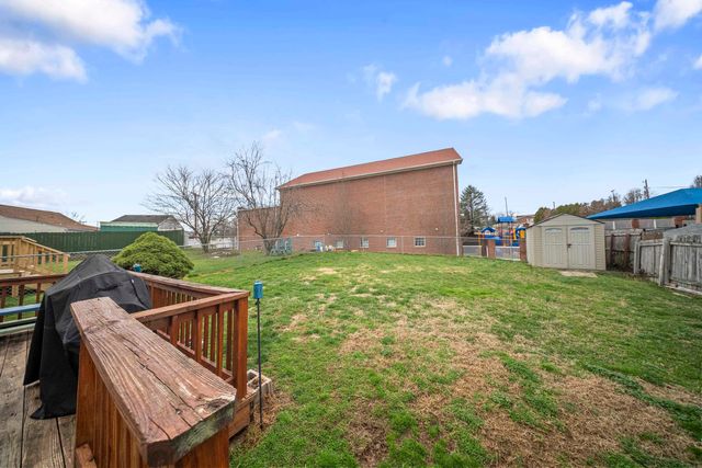 828 N. Norwood Road, Huntington, WV 25705