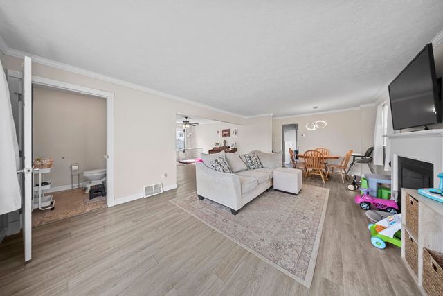 828 N. Norwood Road, Huntington, WV 25705