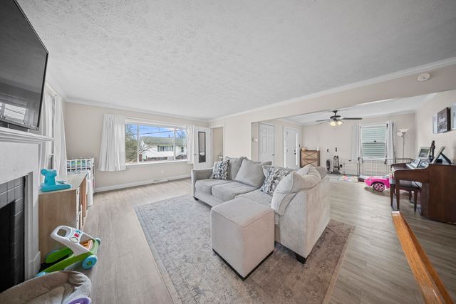 828 N. Norwood Road, Huntington, WV 25705