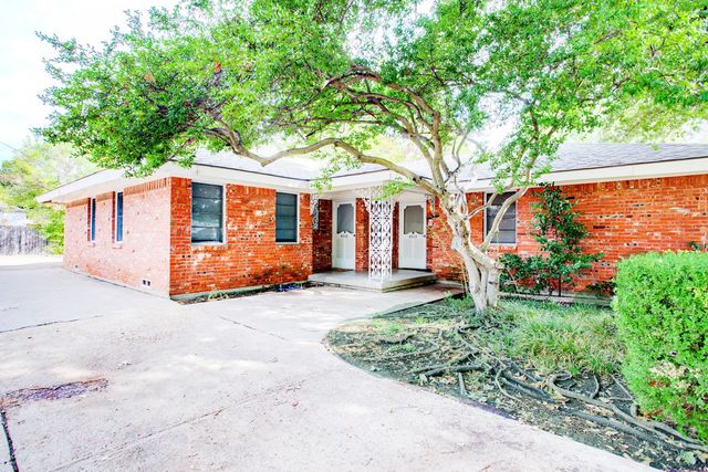 6511 Ravendale Lane, Dallas, TX 75214
