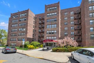 20939 23rd Avenue 4J, Bayside, NY 11360