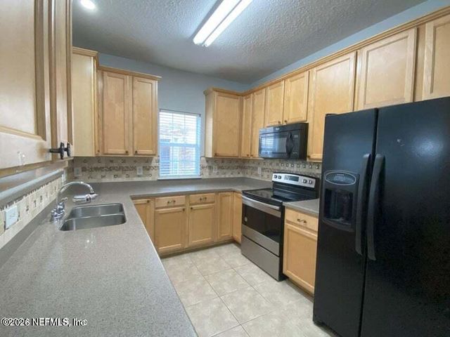 7262 DEERFOOT POINT Circle 2-3, Jacksonville, FL 32256