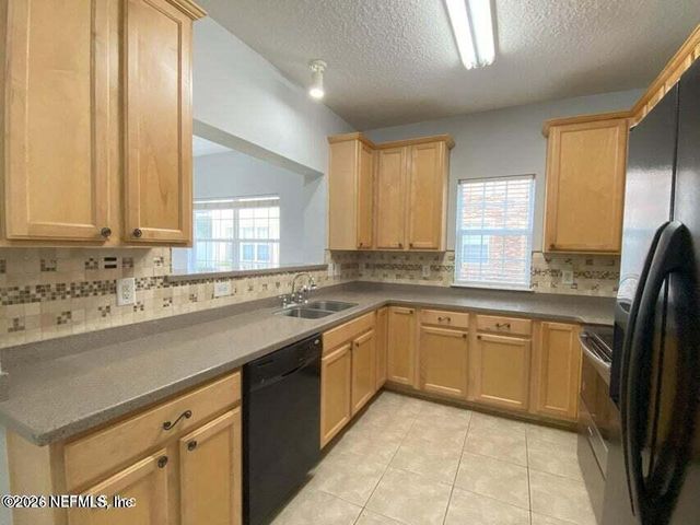 7262 DEERFOOT POINT Circle 2-3, Jacksonville, FL 32256