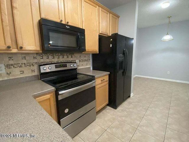 7262 DEERFOOT POINT Circle 2-3, Jacksonville, FL 32256