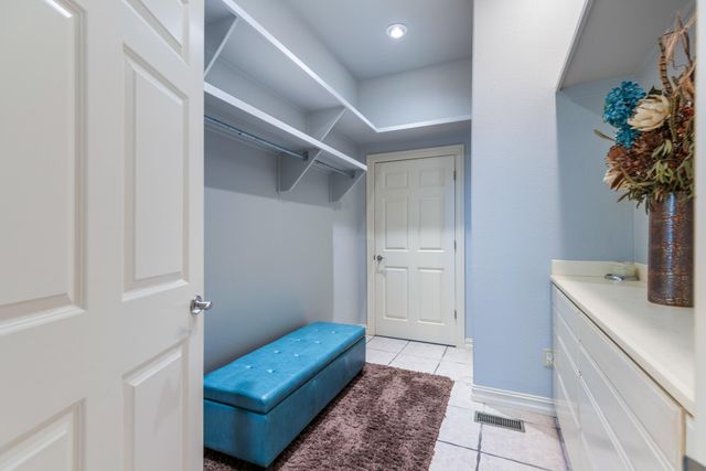 30141 S 561 Road 2, Monkey Island, OK 74331