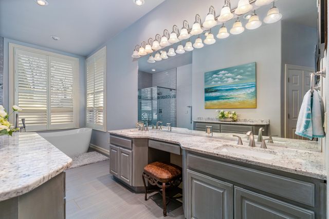 30141 S 561 Road 2, Monkey Island, OK 74331