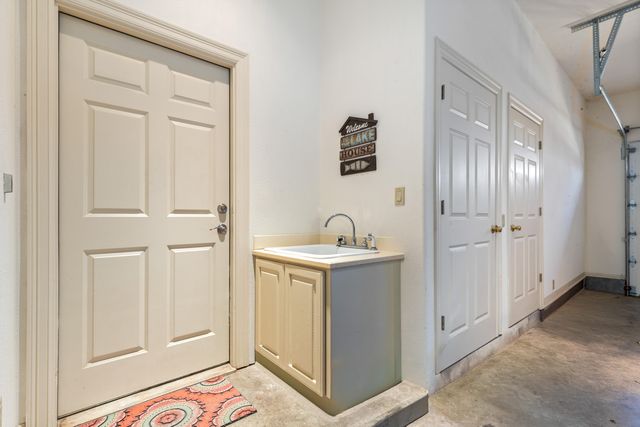 30141 S 561 Road 2, Monkey Island, OK 74331