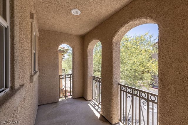 10408 Wildflower Gully Street, Las Vegas, NV 89178