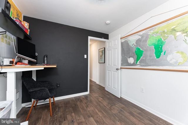 2633 ALMOND ST, Philadelphia, PA 19125