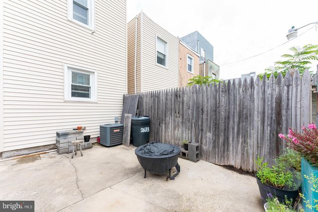 2633 ALMOND ST, Philadelphia, PA 19125