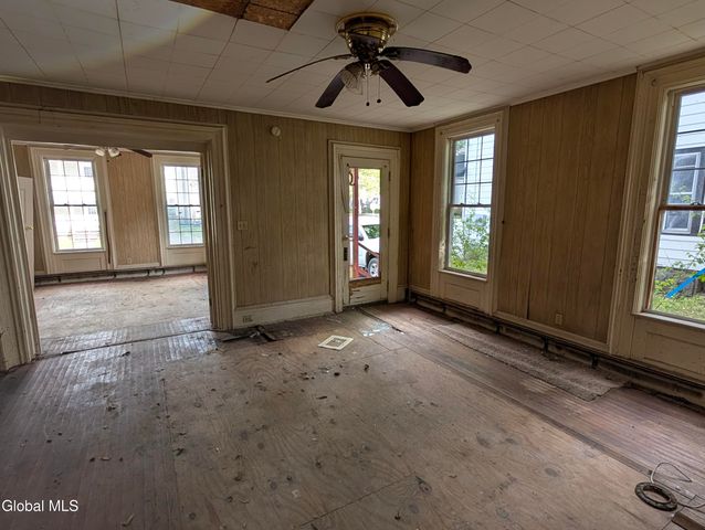 295 N Main Street, Gloversville, NY 12078