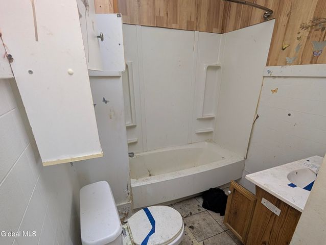 295 N Main Street, Gloversville, NY 12078