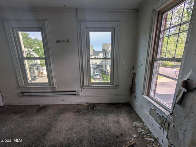 295 N Main Street, Gloversville, NY 12078