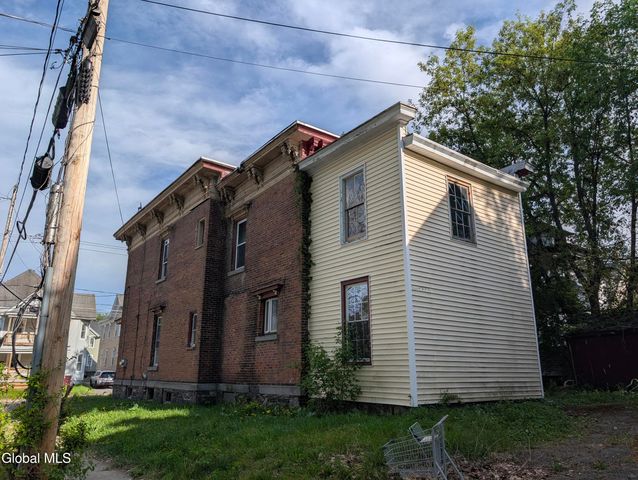 295 N Main Street, Gloversville, NY 12078