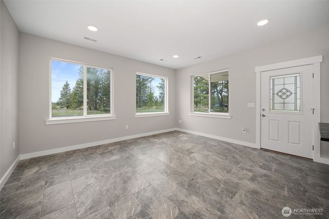 35315 S Bootstrap Ln, Cheney, WA 99004