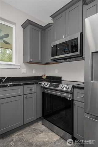 35315 S Bootstrap Ln, Cheney, WA 99004