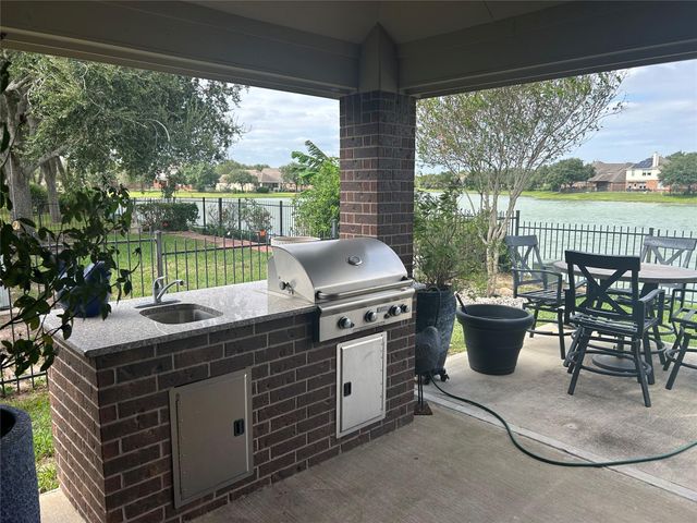 26118 Travis Brook Drive, Richmond, TX 77406