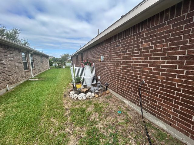 26118 Travis Brook Drive, Richmond, TX 77406