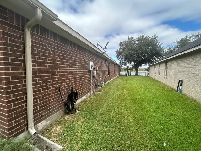 26118 Travis Brook Drive, Richmond, TX 77406