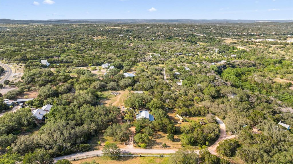 4414 Three Creek TRL, Spicewood, TX 78669