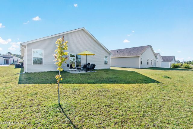 4928 Abbington Oaks Way SE, Southport, NC 28461