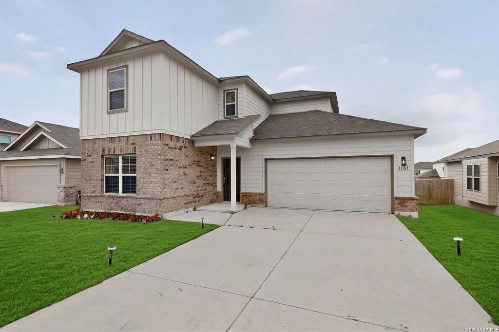 1141 Amber Lake, Seguin, TX 78155