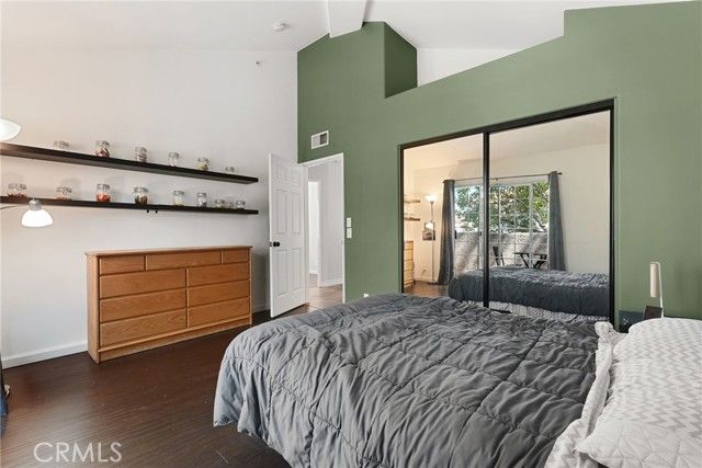 9400 Noble Avenue, North Hills (los Angeles), CA 91343