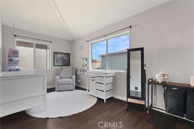 9400 Noble Avenue, North Hills (los Angeles), CA 91343