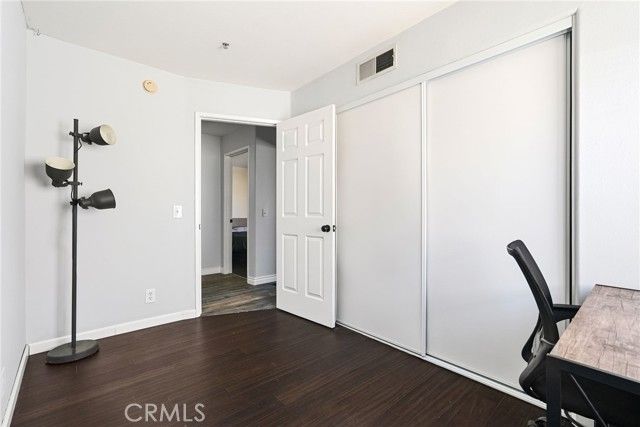 9400 Noble Avenue, North Hills (los Angeles), CA 91343