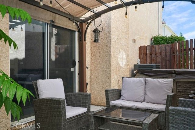 9400 Noble Avenue, North Hills (los Angeles), CA 91343