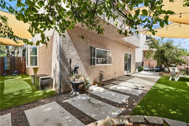 9400 Noble Avenue, North Hills (los Angeles), CA 91343