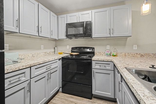 6108 Abrams Road 213, Dallas, TX 75231