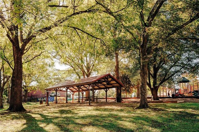 242 Wingate Drive, Winder, GA 30680